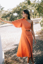 Load image into Gallery viewer, MATILDA DRESS - Orange Linen
